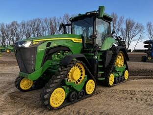 2023 John Deere 8RX 370