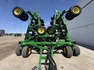 2016 John Deere 1890