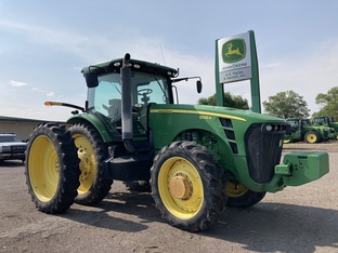 2010 John Deere 8225R