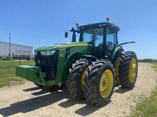 2015 John Deere 8370R