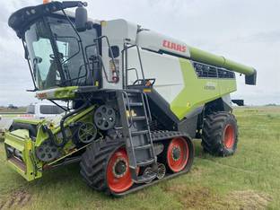 2022 Claas LEXION 8700TT