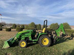 2013 John Deere 3320