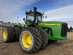 2004 John Deere 9320