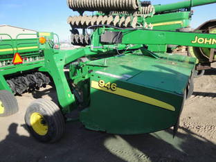 2012 John Deere 946