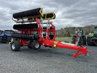 2025 POTTINGER TERRADISC 8001T