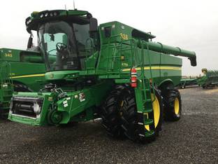 2023 John Deere S770