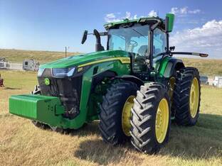 2023 John Deere 8R 370