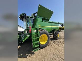 2024 John Deere S790