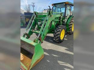 2016 John Deere 5115M