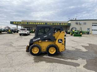 2022 John Deere 318G