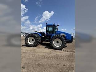 2010 New Holland T9040