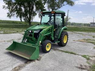 2019 John Deere 3046R