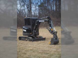 2025 Ground Hog BH40D