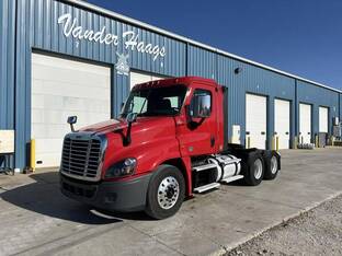 2019 Freightliner CASCADIA 125