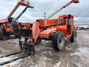 2015 JLG 6042
