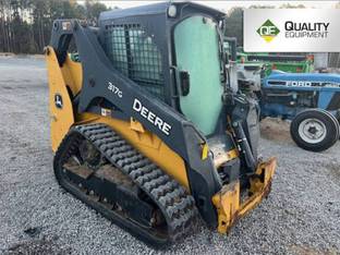 2018 John Deere 317G