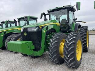 2023 John Deere 8R 370