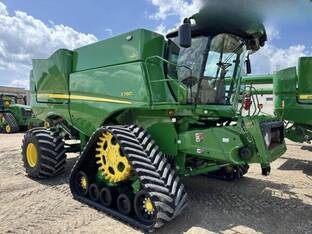 2024 John Deere S780