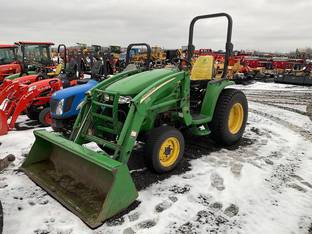 2005 John Deere 3520