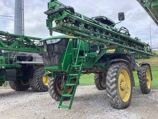 2022 John Deere 412R