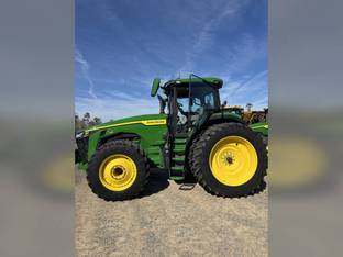 2023 John Deere 8R 310