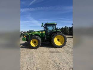 2023 John Deere 8R 310