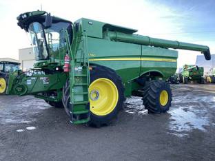 2024 John Deere S780