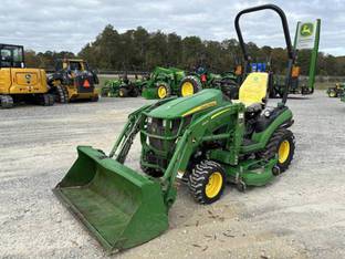 2019 John Deere 1025R