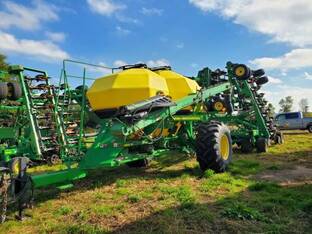2012 John Deere 1890