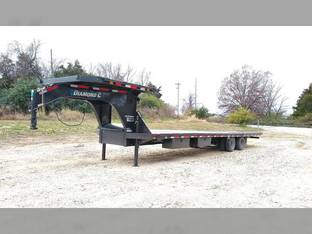 2024 DIAMOND C FMAX212