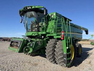 2023 John Deere S780