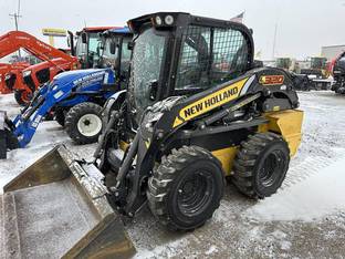 2021 New Holland L320