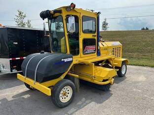 2022 Superior Broom DT74C