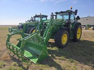 2023 John Deere 6R 155