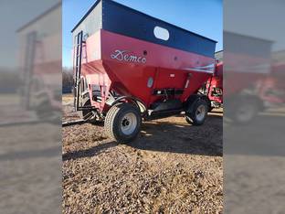 2014 Demco 750