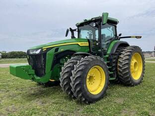 2023 John Deere 8R 410