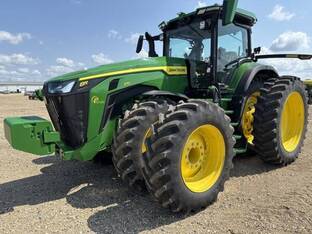 2023 John Deere 8R 370
