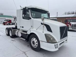 2012 Volvo VNL64T300