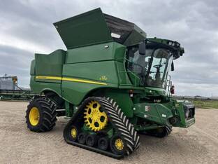 2023 John Deere S790