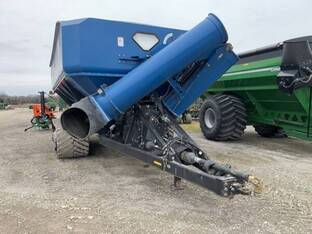 2014 Kinze 1300