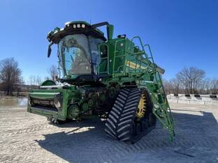 2022 John Deere X9 1000