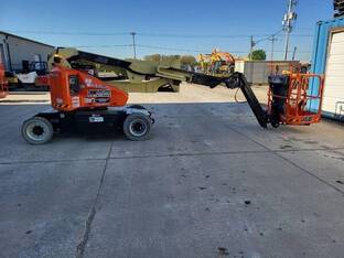 2025 JLG E400AJPN