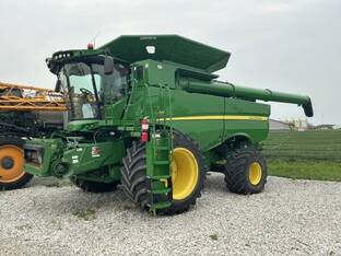 2018 John Deere S790