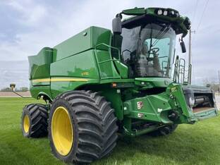 2023 John Deere S770