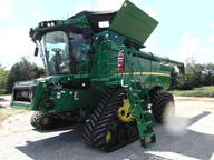2023 John Deere S790