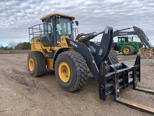 2023 John Deere 724 P-TIER