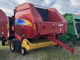 2011 New Holland BR7090