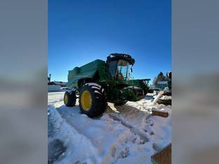 2022 John Deere S780