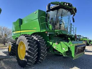 2023 John Deere S790