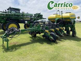 2017 John Deere 1775NT